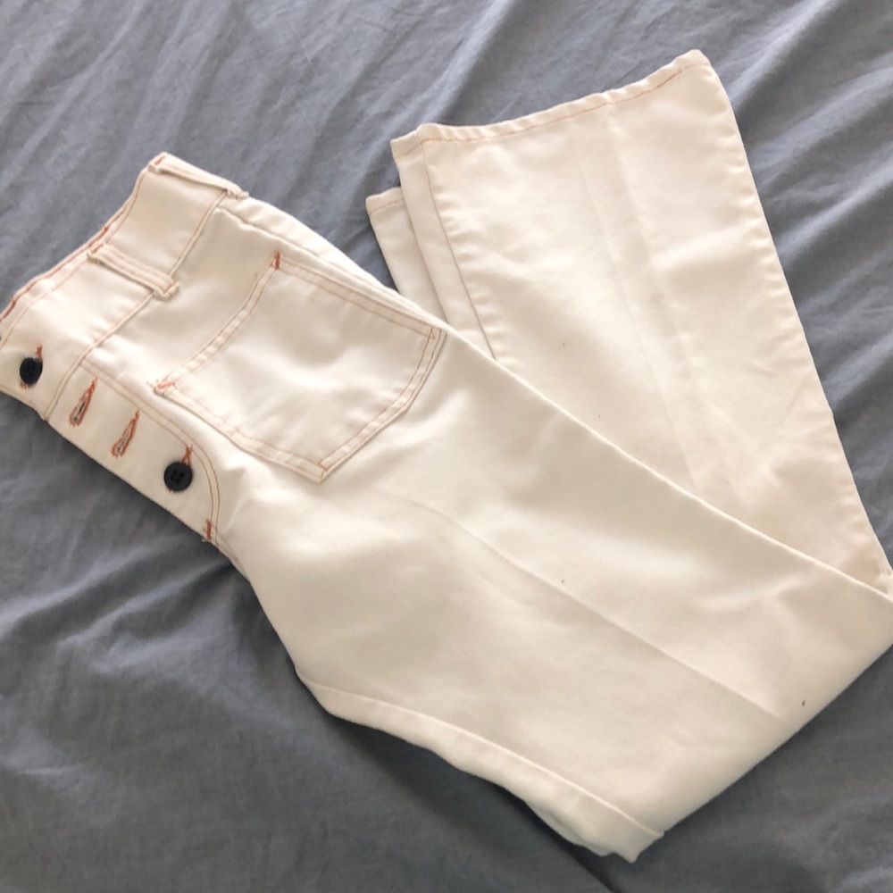 White vintage cropped pants